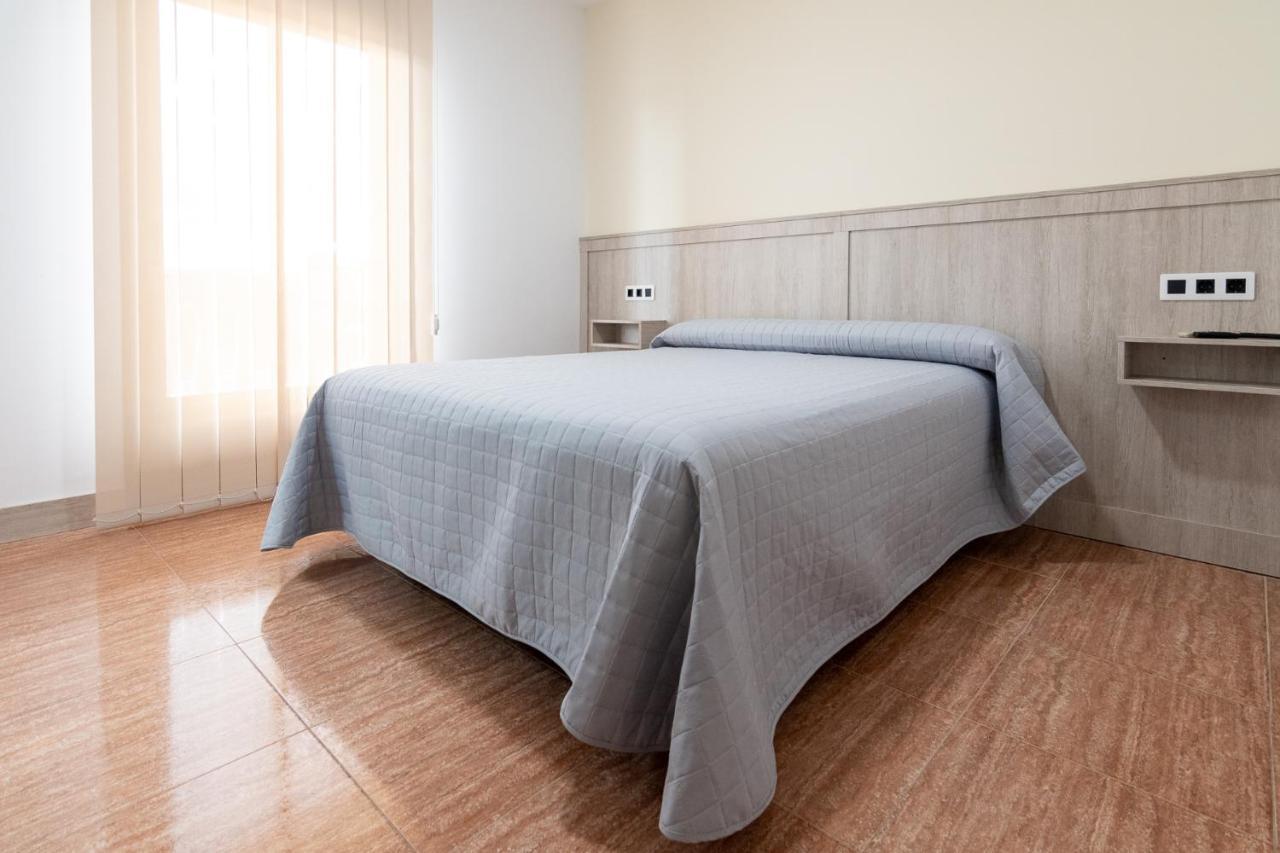 Hostal Vinuela San Pedro de Merida Eksteriør billede
