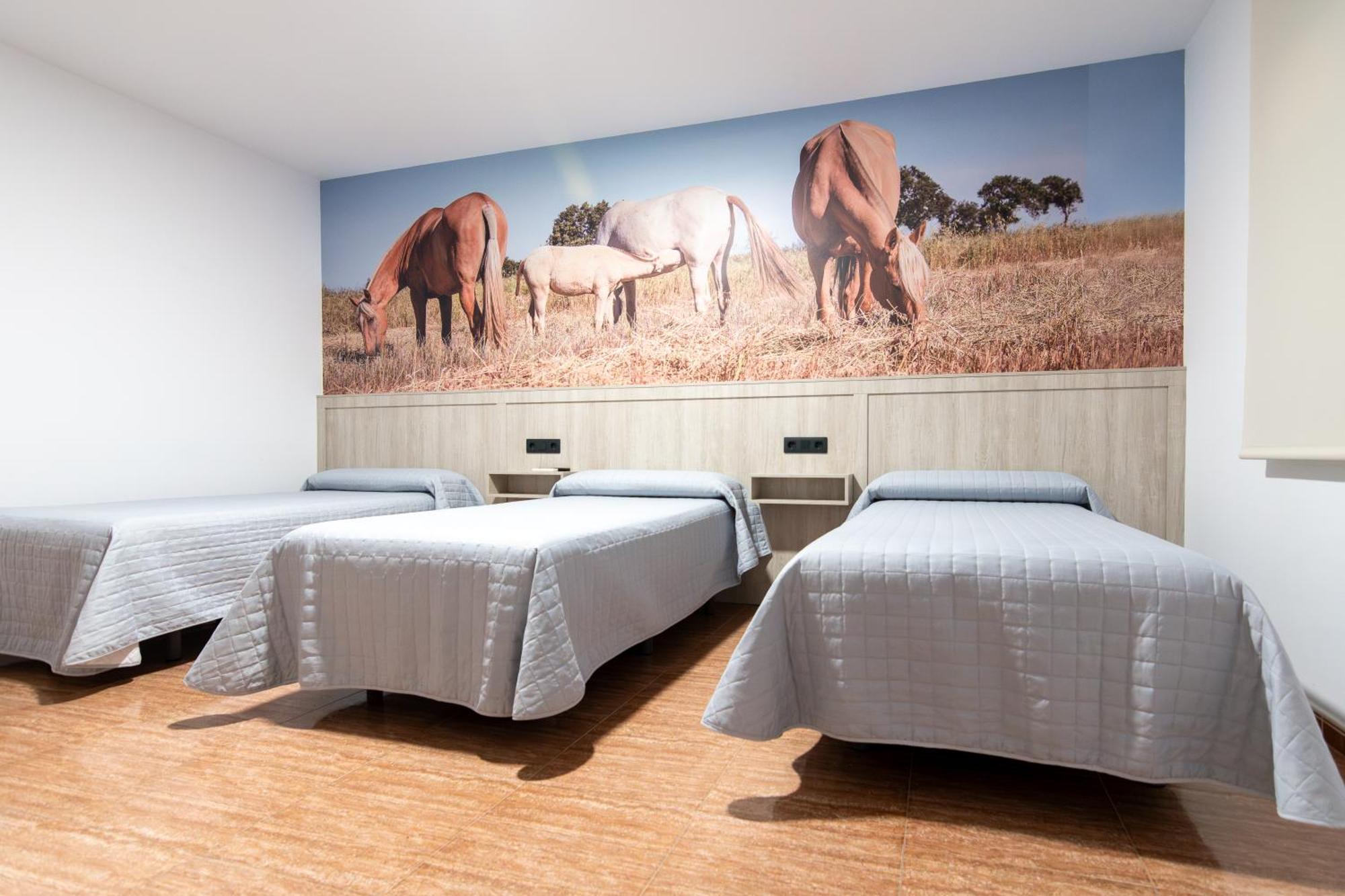 Hostal Vinuela San Pedro de Merida Eksteriør billede