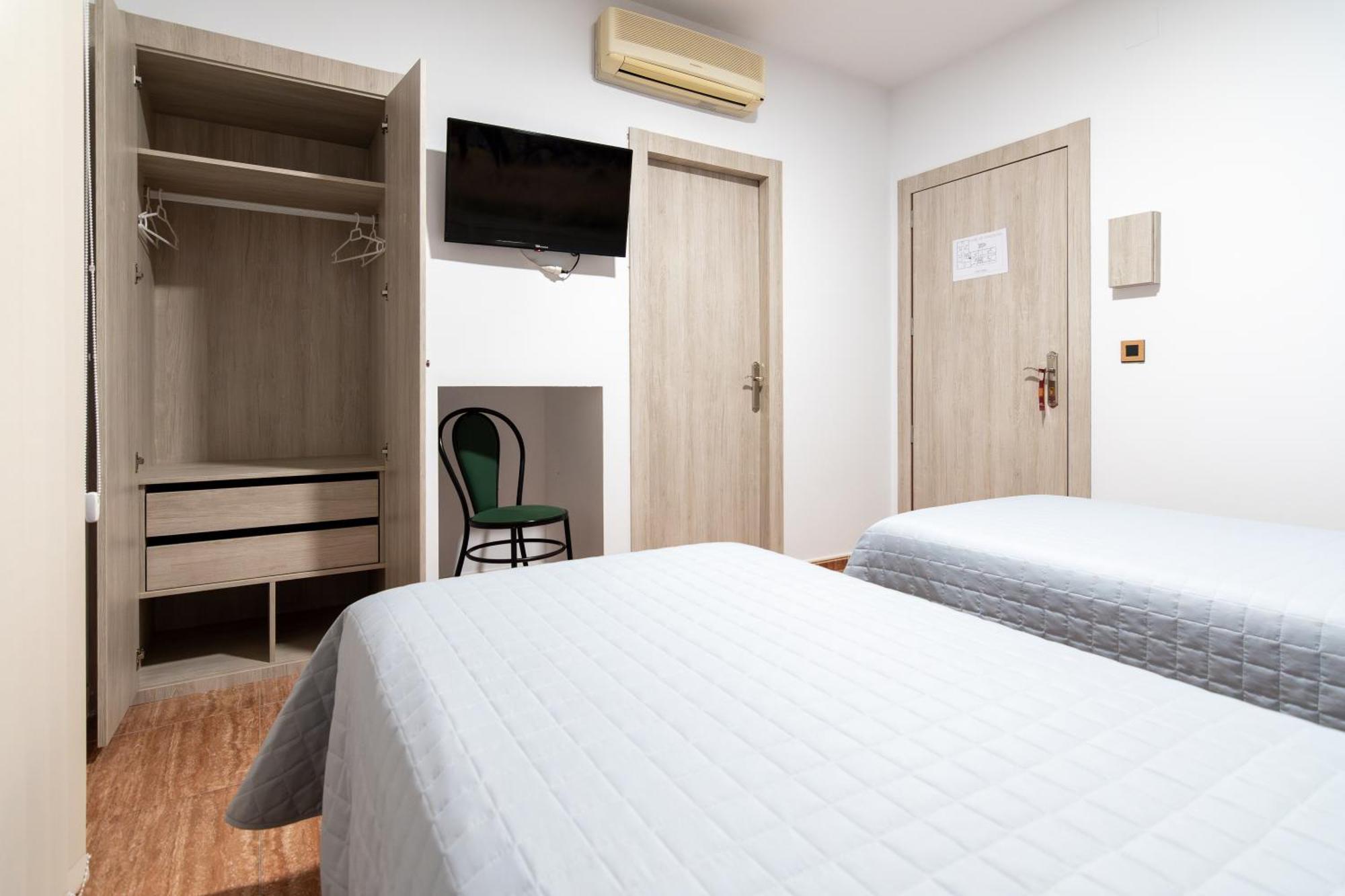 Hostal Vinuela San Pedro de Merida Eksteriør billede